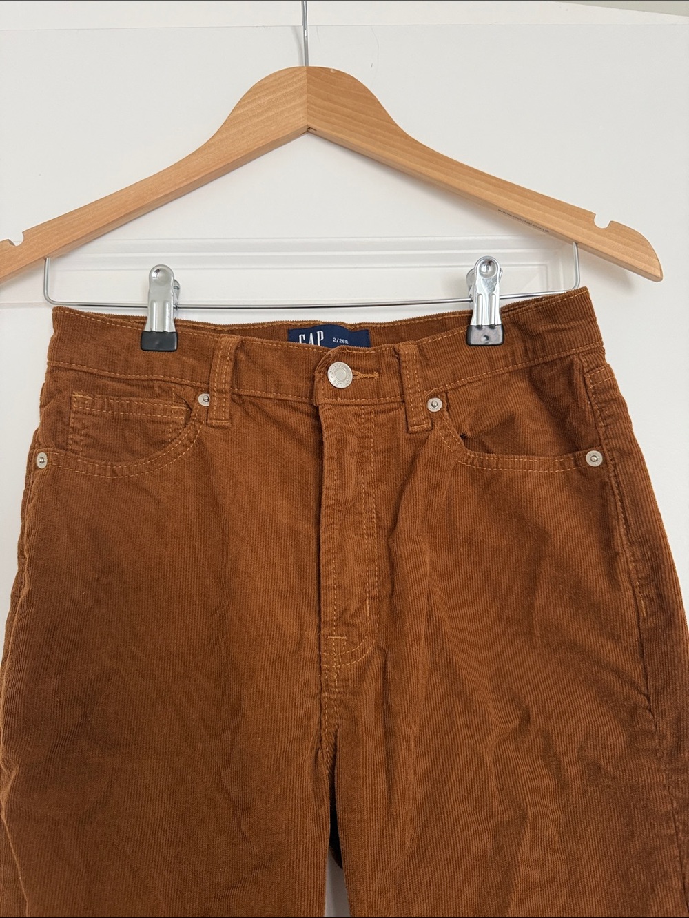 GAP Women’s Corduroy Pants in Warm Chestnut Brown
